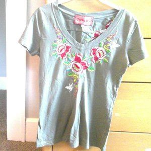 Johnny Was Size S Embroidered Short Sleeve Tee